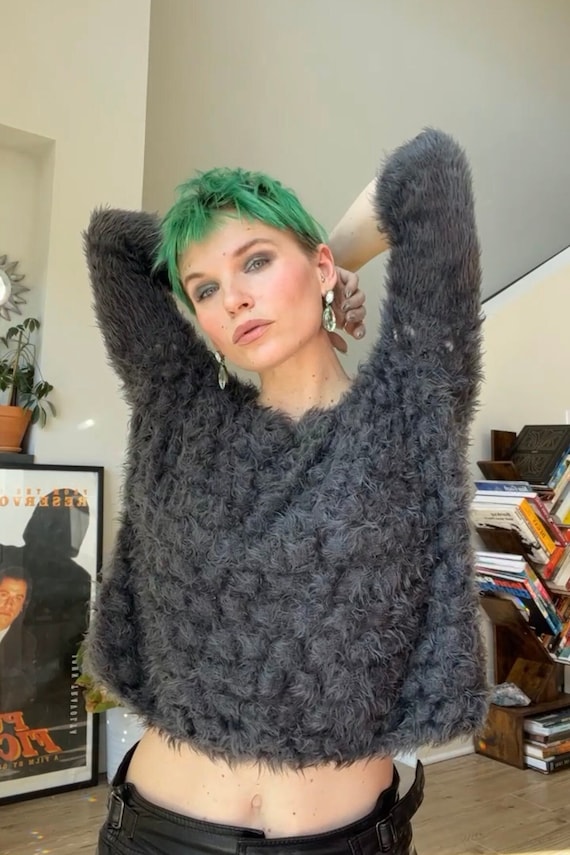 VTG Y2K Guess Fuzzy Knit Cropped Sweater