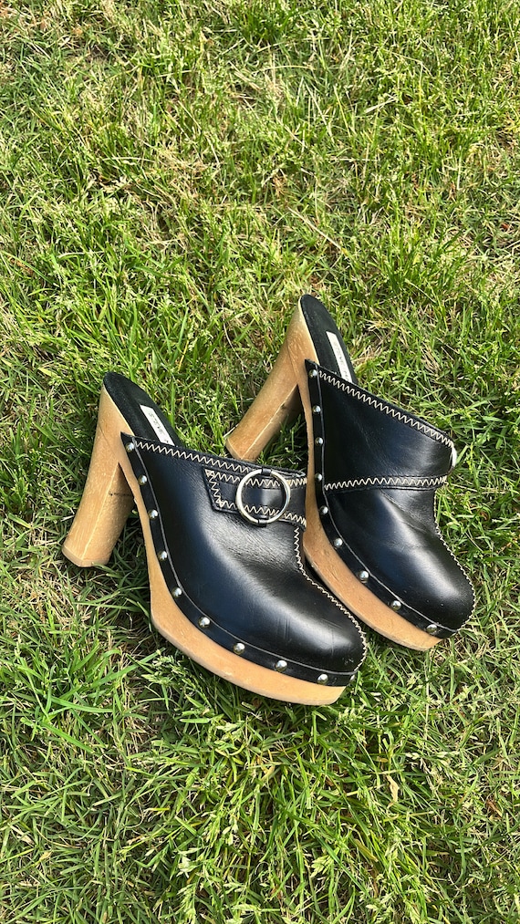 VTG 90s Steve Madden Black Leather Clogs