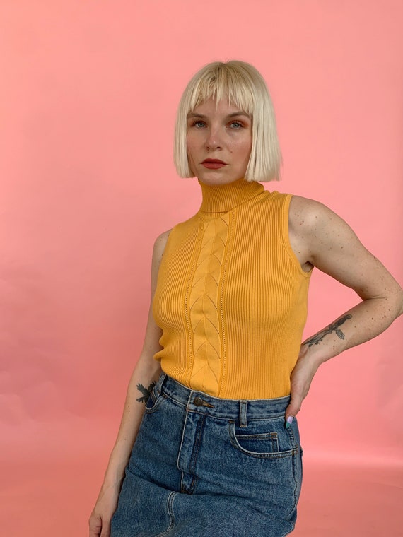 Vintage y2k Ribbed Knit Turtleneck