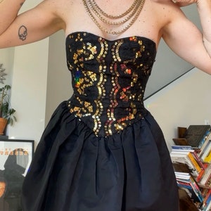 VTG 80s Jessica McClintock Gunne Sax Black/Gold Sequin Mini