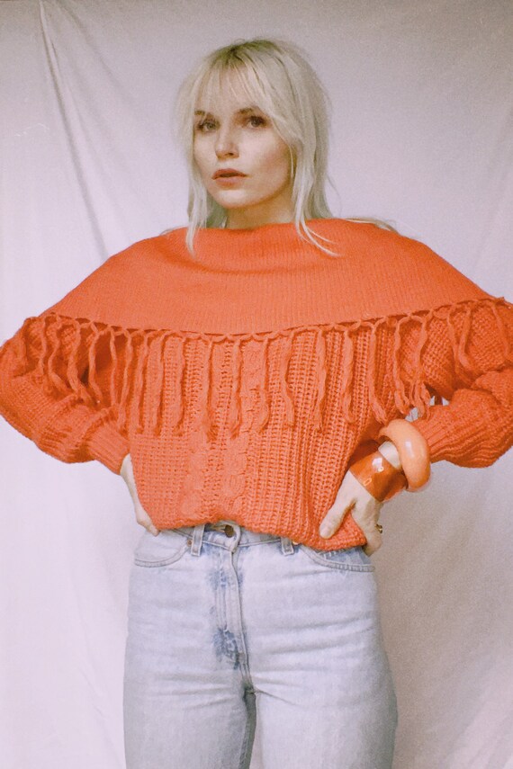 Vintage 80s | Coral Fringe Sweater