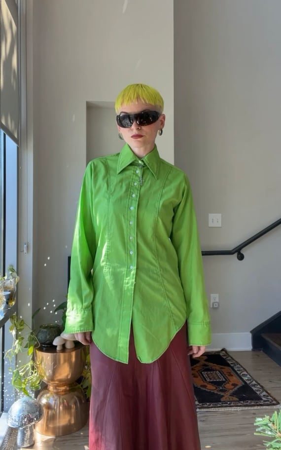 VTG 60s Van Heusen Neon Green Pointe Collar Blouse