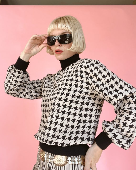 VTG 90s Donna Morgan Houndstooth Silk/Wool Turtleneck Top