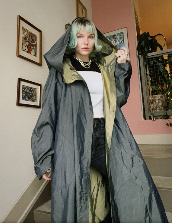 VTG Exaggerated Hooded Two-Tone Nylon Coat