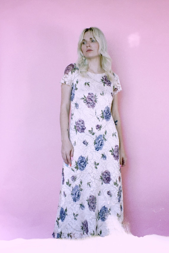 Vintage 90s | Lace Floral Midi Dress