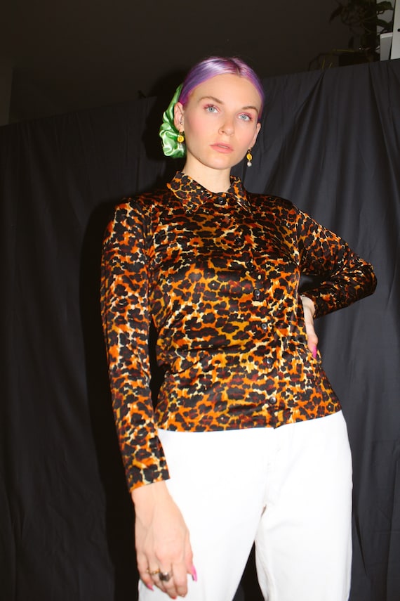 Vintage 90s | Stretch Leopard Button Down