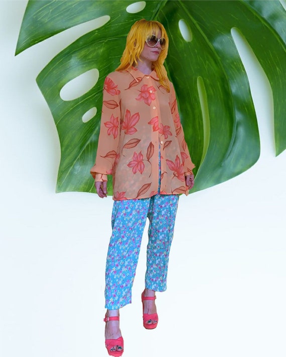 Vintage 90s Peachy Floral Blouse
