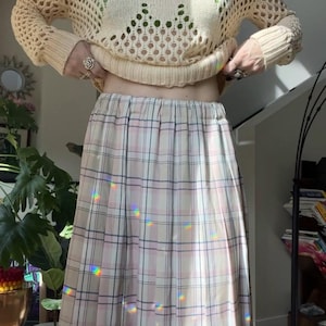 VTG 90s Pastel Pink/Beige Plaid Pleated Midi Skirt