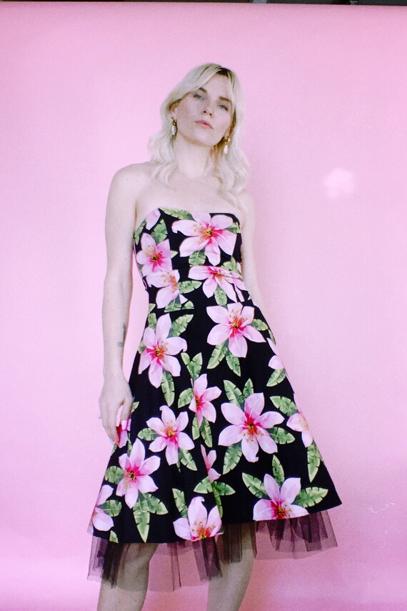 Vintage 90s | Lily Strapless Dress w/ Tulle