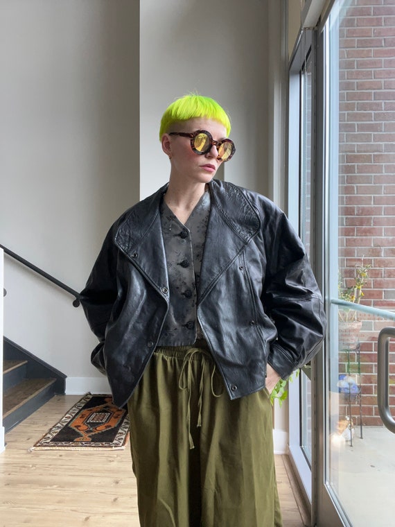 VTG 90s Black Leather Bomber Jacket