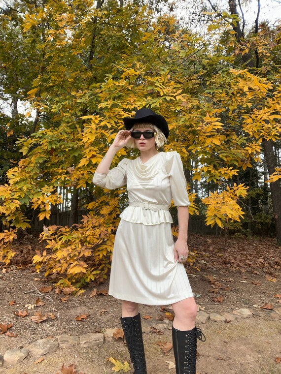 VTG 60s White Slinky Dress