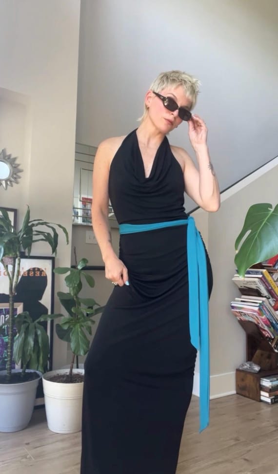 nicole miller black halter dress VTG 90s Collection Slinky With Blue Belt materials_Coloured Wood