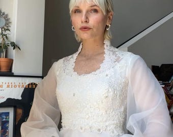 Robe de mariée VTG des années 1970 avec train