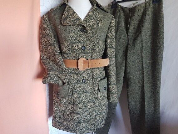 Trouser suit olive green 70s