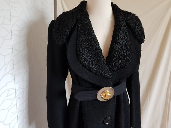 Bombastic 40's coat