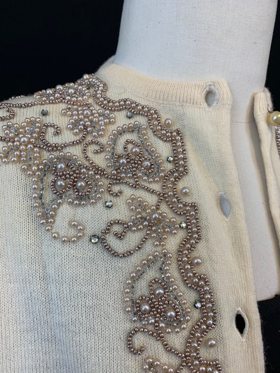 Beautiful beaded 40's cardigan sweater