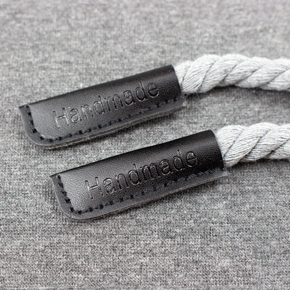 24 Stück Kordelstopper Metall 2 Loch, Federschnurschlösser, Verschlusskappen Kordelenden Set 24 Stück Kordelstopper Metall 2 Loch, Federschnurschlösser, Verschlusskappen Kordelenden Set