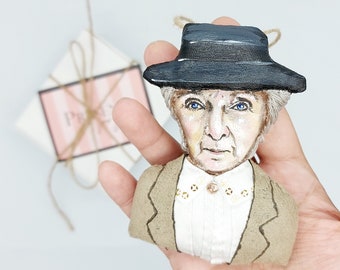 Miss Marple ornament Detective, Christmas tree ornament hand painted and embroidered