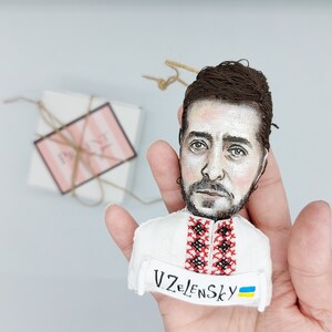 Volodymyr Zelenskyy ornament handmade - brave Ukraine
