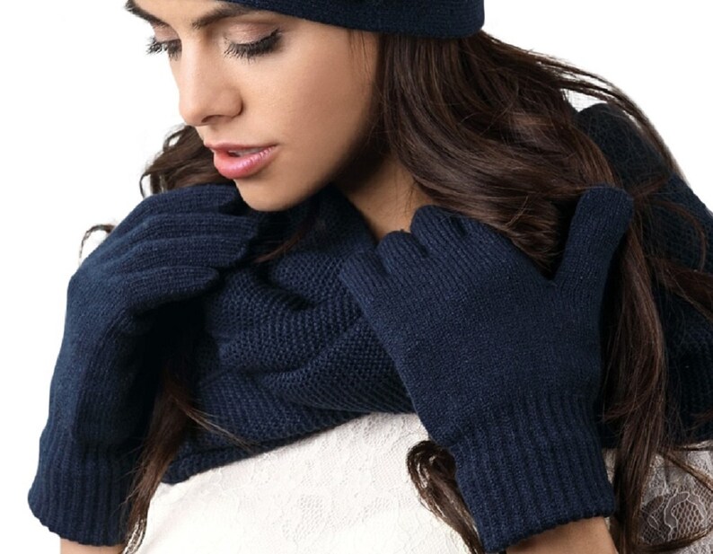 different color choices KAMEA Hat with matching loop scarf Winterset Novara