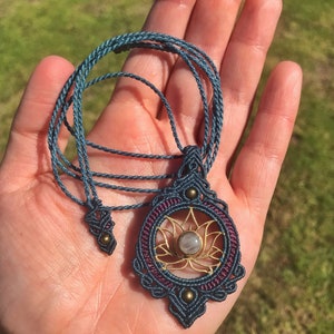 Lotus flower pendant with labradorite