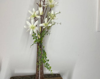 Vase mit Magnolienzweig Glas Flasche