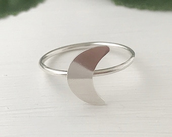 Moon Ring, Crescent Moon Ring, Sterling Silver Ring, Dainty Stacking Ring, Minimalist, Geometric Ring, Everyday Ring,Midi Ring