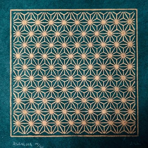 Asanoha linosnede | Japans hennepbloemenpatroon 21 x 21 cm | gedetailleerde afdruk in goud | speciaal cadeau-idee | Gratis verzending