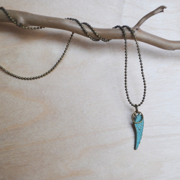 Plume bijoux - collier - chaine bronze - minimaliste - simple - aile - plume - aqua - antique