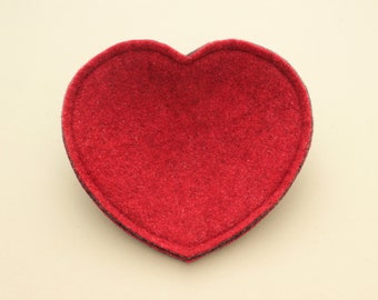 Heart-shaped bowl made of wool felt