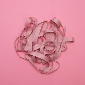Nastro regalo rosa antico da 5 m, nastro comodo da annodare per confezionare i regali, nastro grosgrain robusto lungo 5 m x largo 16 mm