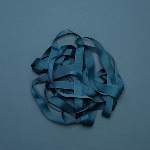 Nastro regalo da 5 m color petrolio, nastro comodo da annodare per confezionare i regali, nastro grosgrain robusto lungo 5 m x largo 16 mm