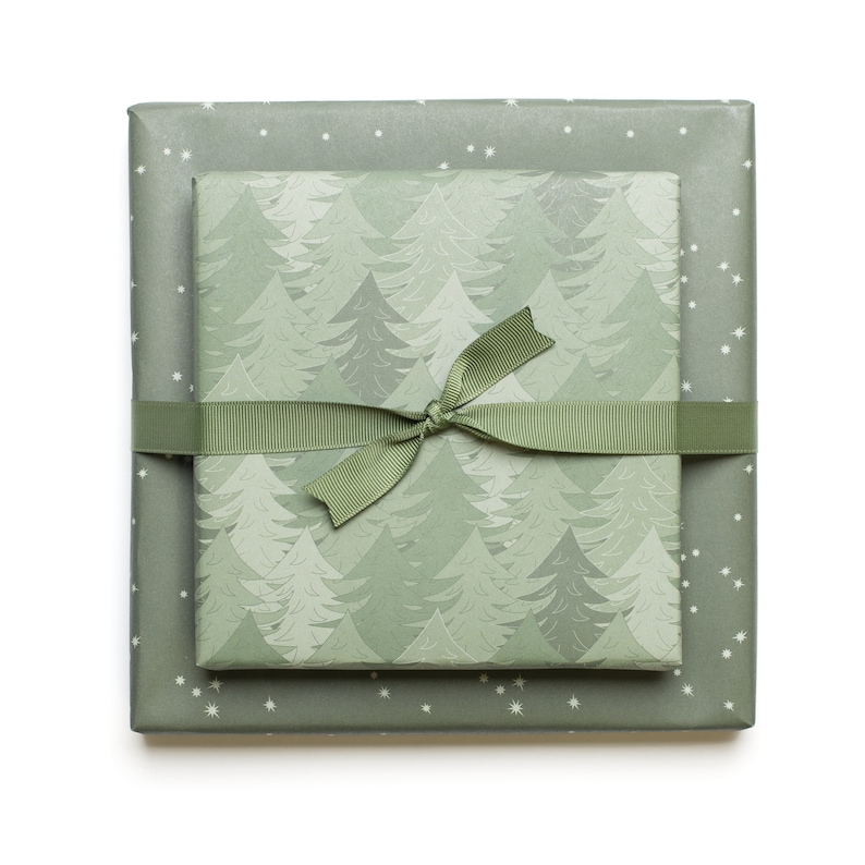 3x papel de regalo de doble cara Árboles de Navidad y estrellas en verde de papel reciclado, paquete de regalo festivo de Navidad para hombres y mujeres imagen 5