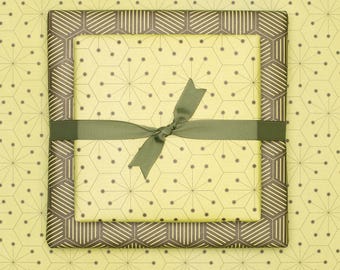 Green Christmas wrapping paper, Christmas wrapping paper with geometric pattern for Advent calendar wrapping & making Christmas stars