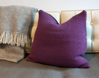 knitted pillowcase in wool and walklodes