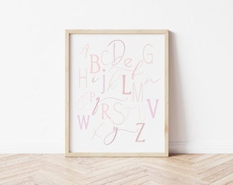 kleines Kinderzimmer Dekor, Digitaldruck, Spielzimmer Dekor, rosa Mädchenzimmer, Alphabet Zeichen, kleines Mädchen Schlafzimmer Dekor, Baby Mädchen
