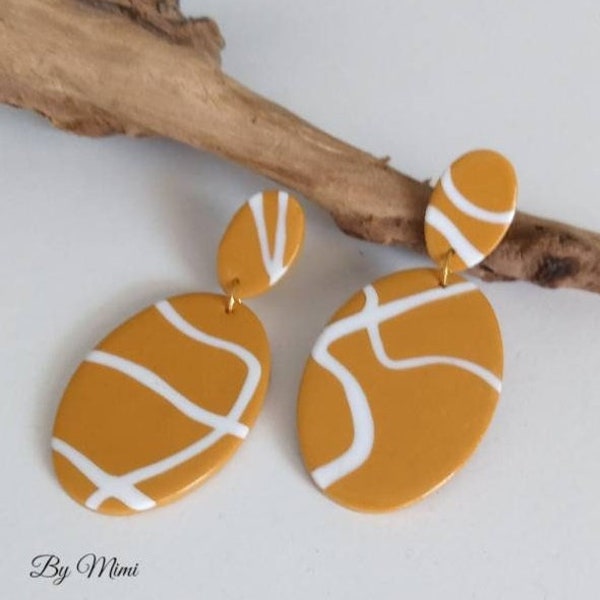 Boucles d'oreilles motif graphique