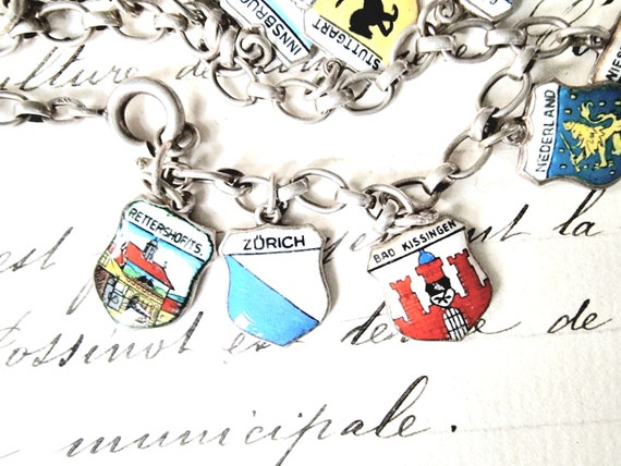 Selection Vintage 800 Cities Pendant City Coat of… - image 2