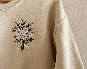 Pullover mit Blumenstickerei