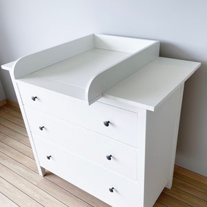 Wickelaufsatz blanc passend für Hemnes 108x96 cm, Liègefläche 50 x 70 cm, Mitte der Kommode image 2