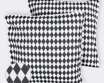 Kissenbezug. Pillowcases black and white