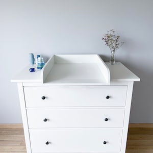 Wickelaufsatz blanc passend für Hemnes 108x96 cm, Liègefläche 50 x 70 cm, Mitte der Kommode image 3