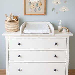 Wickelaufsatz für Kommode – handgefertigt & maßgefertigt, mittig, 50 × 70 cm, kompatibel mit Hemnes 108 × 96 cm