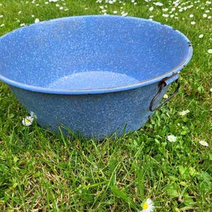 oude emaille waskom van Geithain, kom, plantenbak, blauw