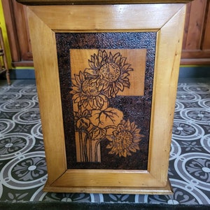 old wall cupboard, medicine cabinet, medicine cabinet, first aid cabinet, hanging cupboard, cupboard