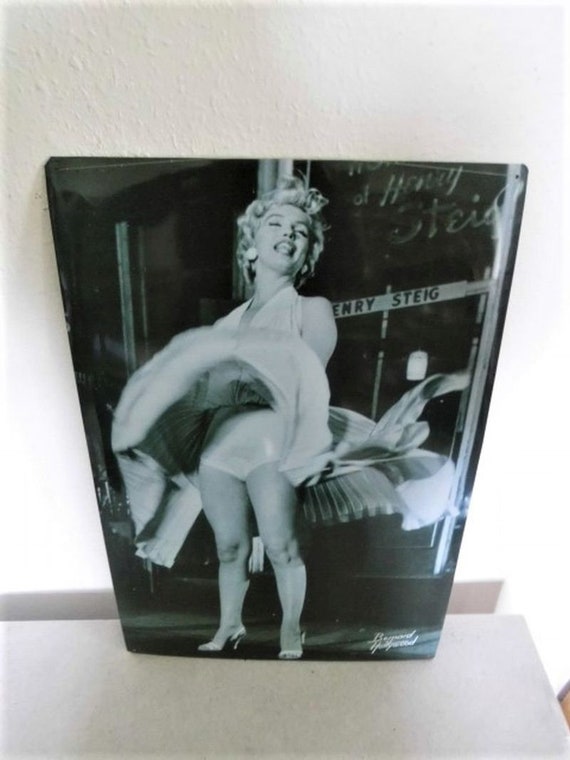 Marilyn Monroe Nostalgie Blechschild 40x60cm Deko Bar Hollywood USA Kult Vintage