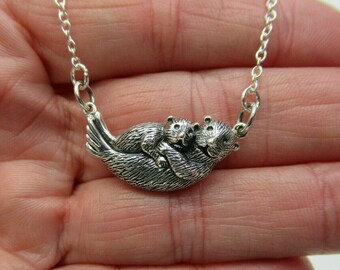 Mama & Baby Sea Otter Pendant - 925 Sterling Silver - Mother and Child - Mom and Me - Family Animal Necklace - Mother to Be Shower Gift