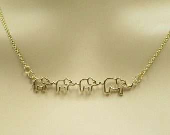 Collier mère et trois bébés éléphants - Plaqué or 14 carats - Family Mom maman pendentif cadeau fête des mères cadeau shower - symbole de force et de sagesse