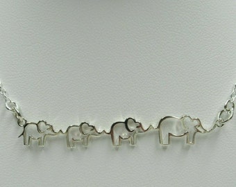 Collier mère et trois bébés éléphants - Argent sterling 925 - Pendentif Family Mom Mama Kids - 3 enfants - Symbole de force et de sagesse