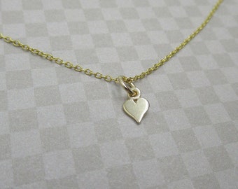 Winzige Herz Halskette - 14K Gold auf Sterling - Schlichter Minimalist - Liebes Anhänger - Valentinstag Geschenk - Romantischer Jahrestag oder Geschenk für Kleines Mädchen